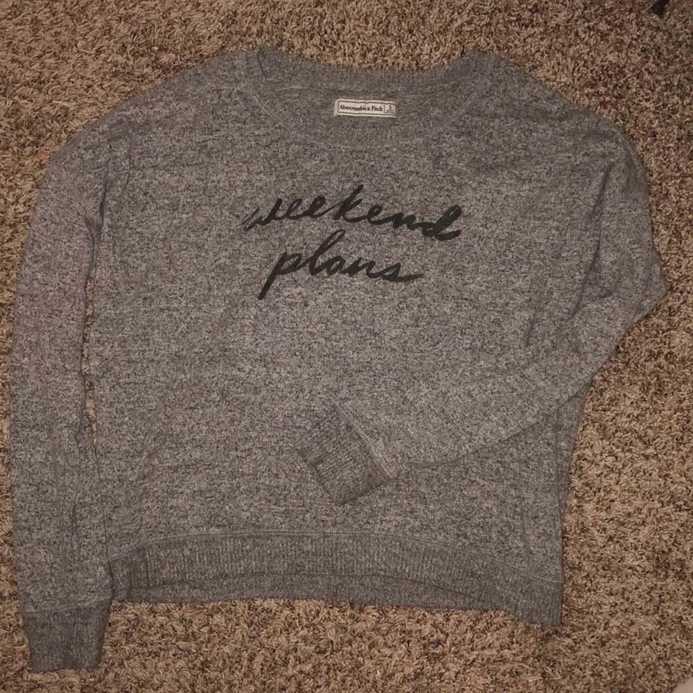 Abercrombie and Fitch grey light sweater